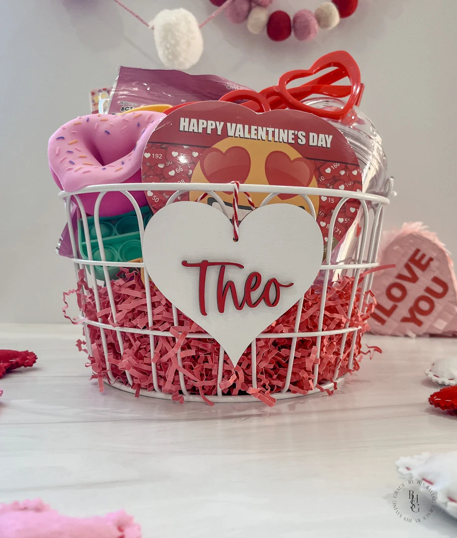 Valentine's Day Wooden Heart Tag