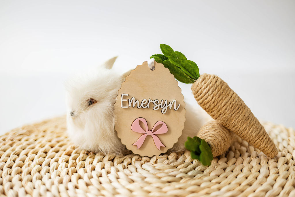 Scalloped Easter Egg with Bow Tag
