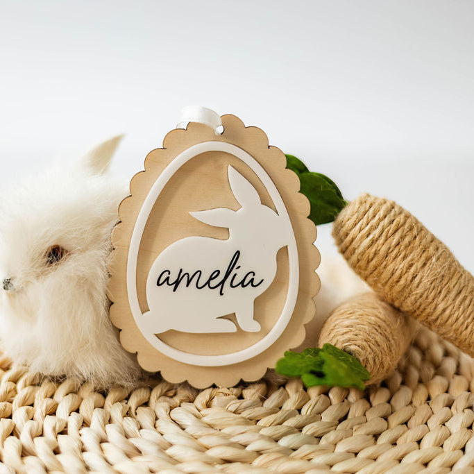 Scalloped Egg with Rabbit Basket Tag