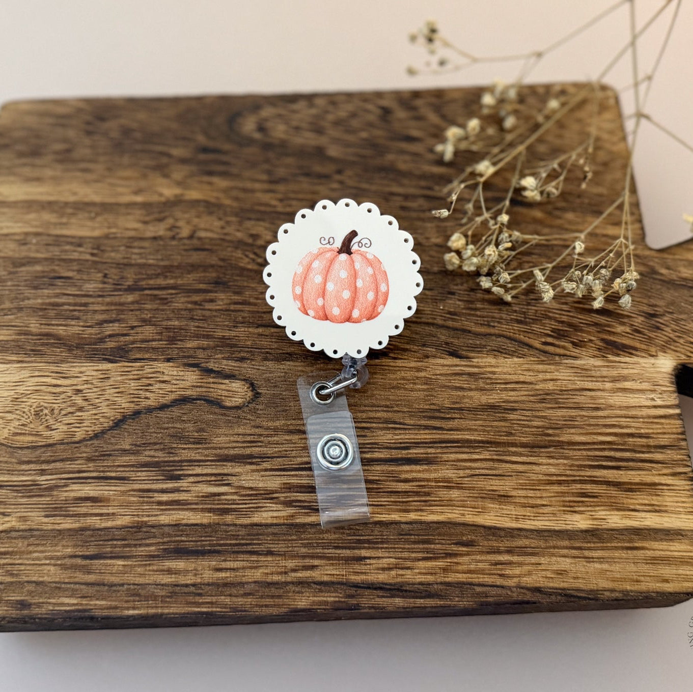 Vintage Pumpkin Badge Reel