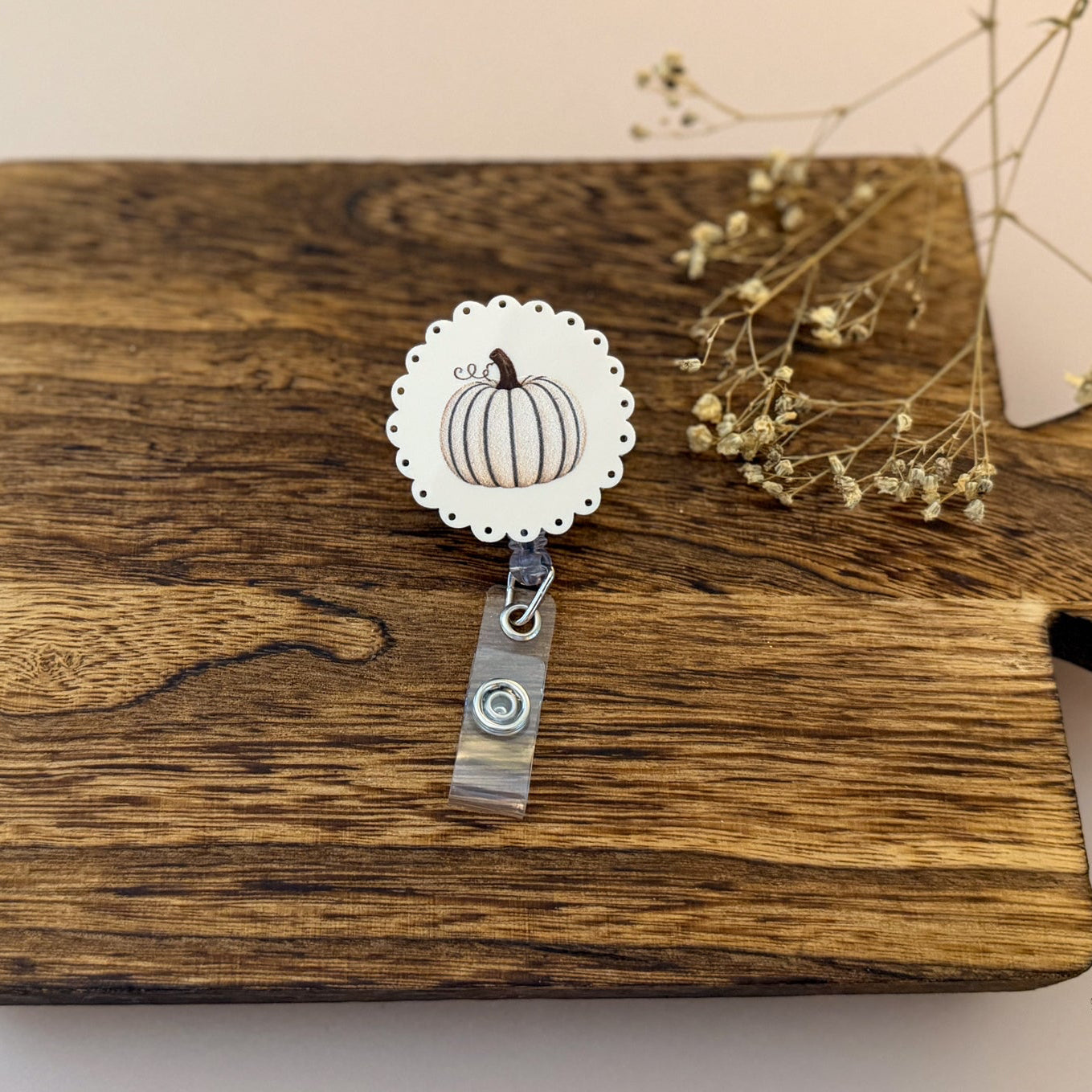 Vintage Pumpkin Badge Reel