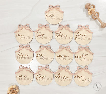 Bow Wooden Monthly Milestone Discs For Baby Photos