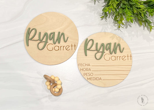 Wooden Baby Announcement Sign With Birth Stats + Nameplate Sign in Spanish