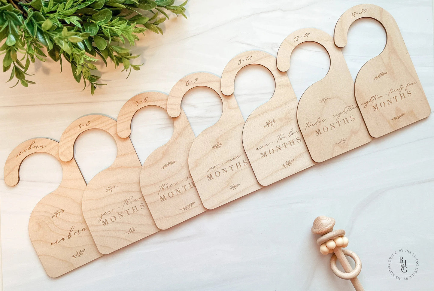 Minimalist Floral Wooden Baby Closet Dividers